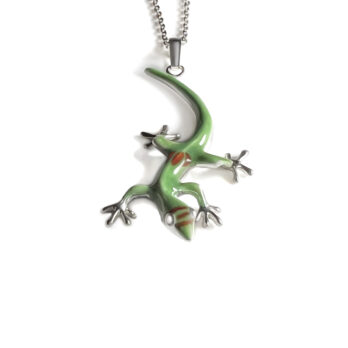 Hawaiian Gecko Enamel Pendant – Silver